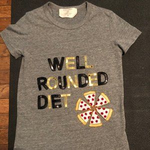 Gray graphic tee 'well rounded diet'